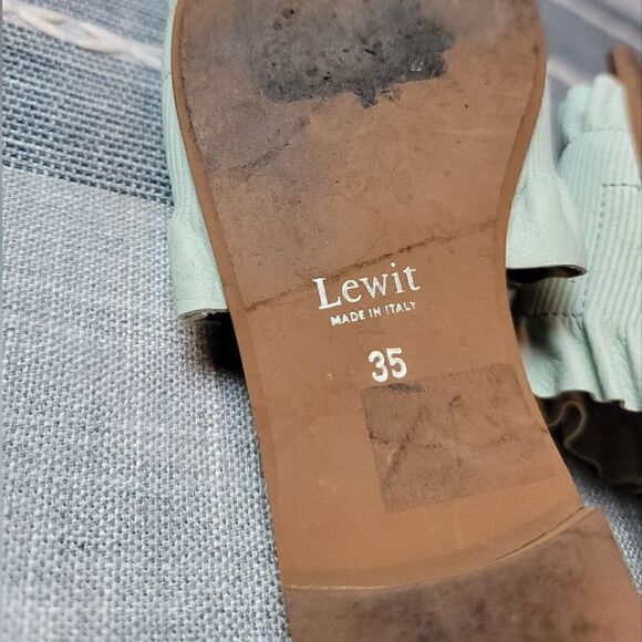 LEWIT Cassandra Ruffle Sandal - Picture 8 of 8